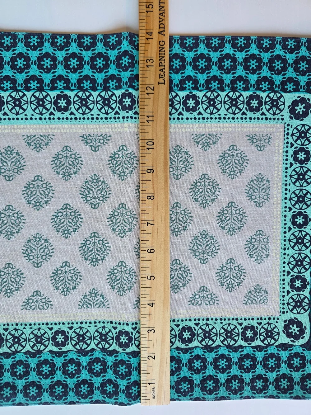NWT Food Network Turquoise and Teal Patterned Dining Placemats (2)